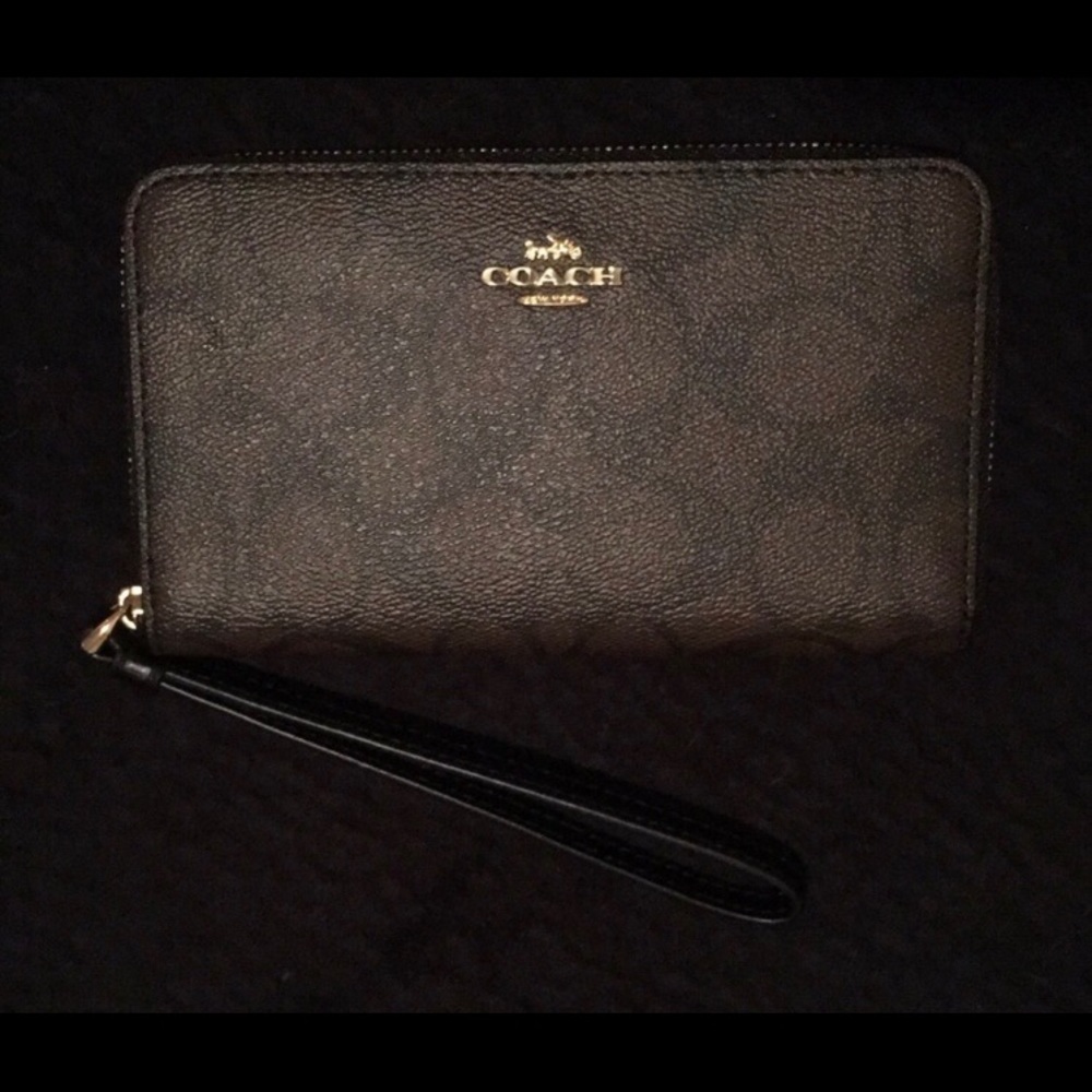Coach Wristlet Wallet NWT
